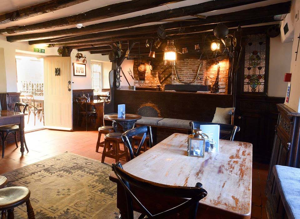 The Lifeboat Inn | The Tourist Trail